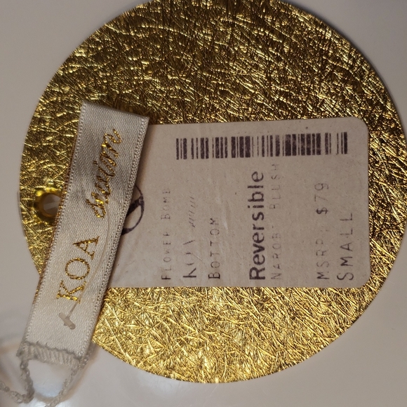 Koa scrunch butt reversible Nairobi blush Bikini bottoms - Picture 8 of 9